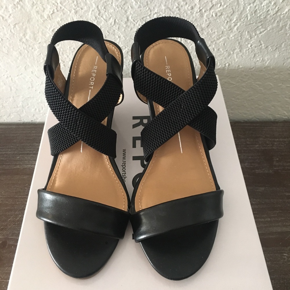 NIB Report Sinclair Black Sandals